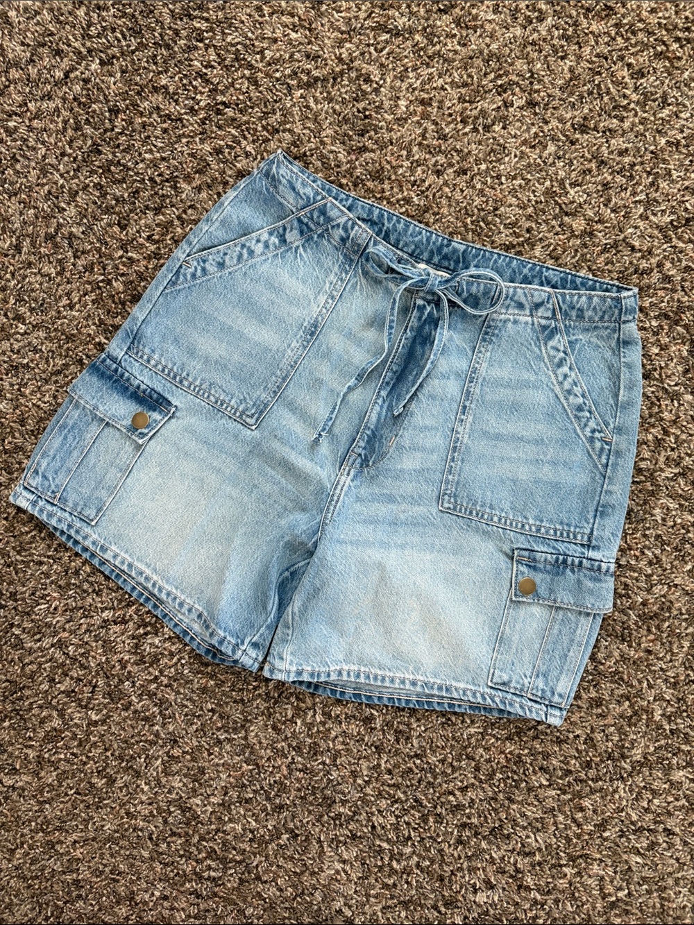 Arizona Jean Light Wash Denim Cargo Bermuda Shorts w/ Drawstring Waist, Size 3